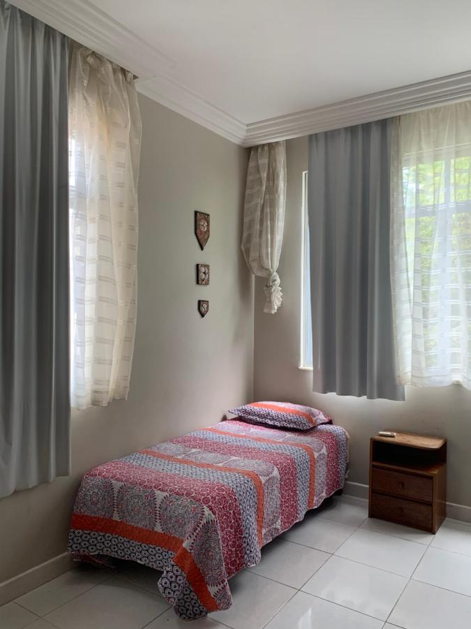 Lindo Ap No Porto Da Barra Apartment Salvador Exterior photo